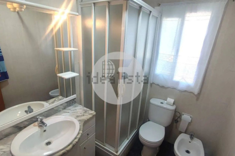 Casa independiente en calle del Camerun