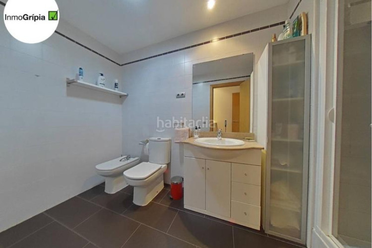 Piso  en venta en les arenescan montllorla grípia08227 en Terrassa