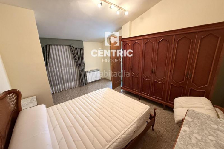 Dúplex ático dúplex en venta con 4 habitaciones estudio en Terrassa