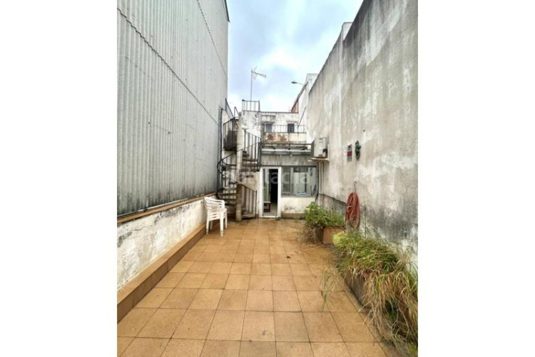 Casa  para dejar a su gusto en Ca n'Aurell Terrassa