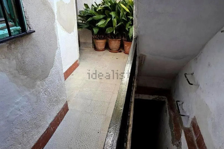 Casa independiente en calle de la Mare de Déu de la Fuencisla