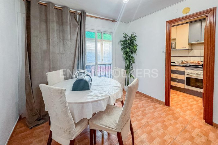 Apartamento oportunidad solo inversores, excelente rentabilidad, piso alquilado en Terrassa