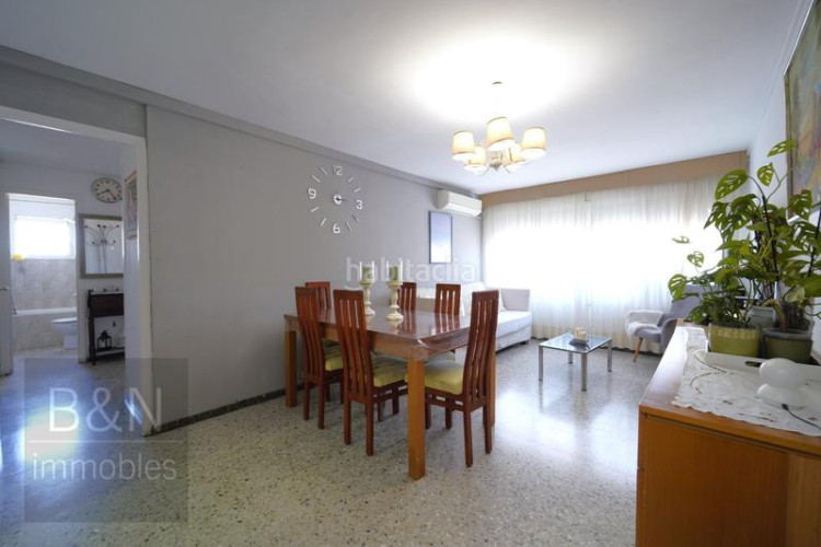 Piso espacio, luz y comodidad en una de las zonas más cotizadas en Terrassa