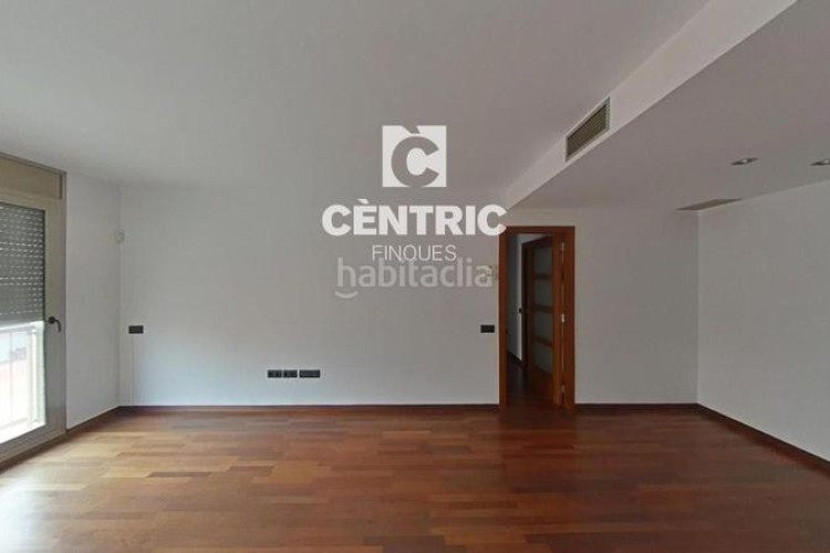Piso  espacioso con 3 habitaciones ideal familias modernas! en Terrassa
