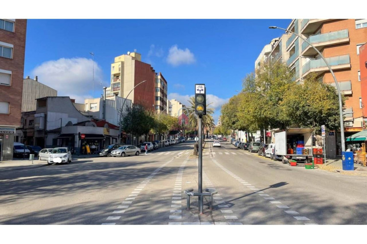 Poetesa Capara, Sant Pere Nord