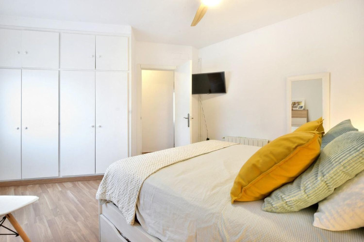 Calle del Canigu00F3, Les Arenes - La Gru00EDpia  Can Montllor