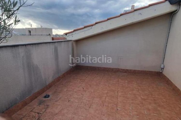 Dúplex un hogar con vistas despejadas a la mola en Terrassa