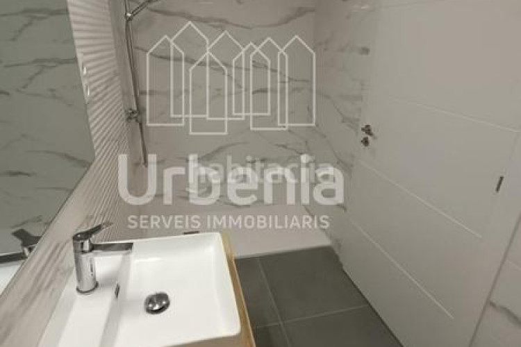 Dúplex duplex con terraza y tres habitaciones obra nueva en Terrassa