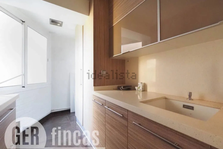 Piso en avenida de Joaquim de Sagrera