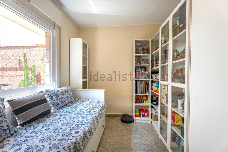 Chalet adosado en calle de Múrcia