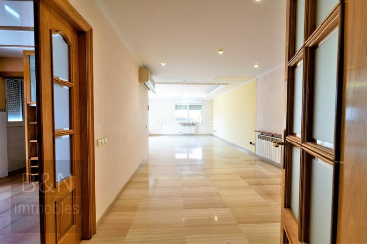 Chalet calidez y diseño en una casa señorial en la zona olímpica! en Terrassa