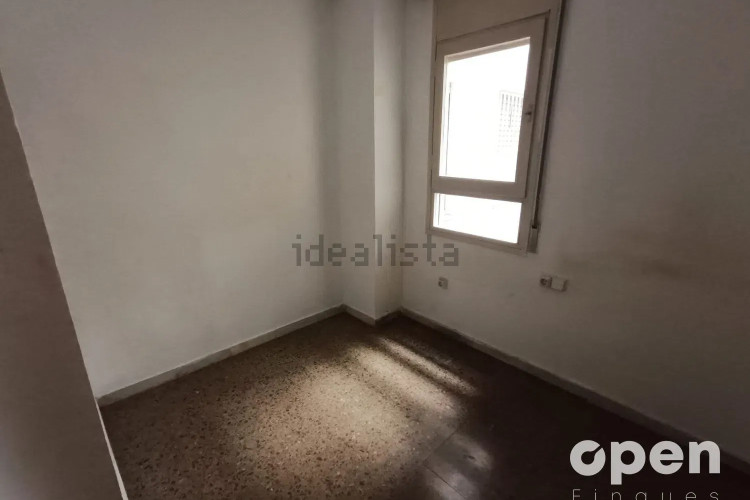 Piso en avenida de Josep Tarradellas