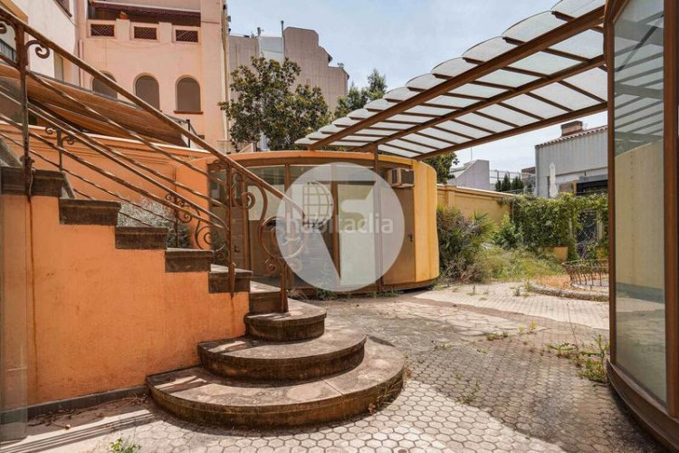 Dúplex joya modernista en el corazón en Barri del Centre Terrassa
