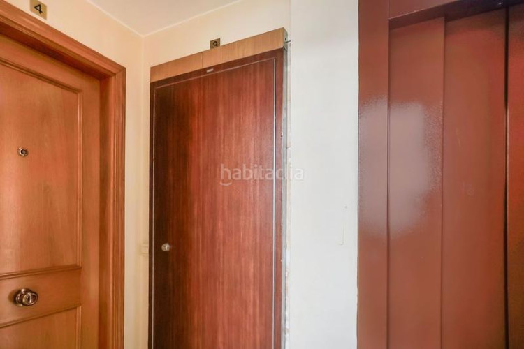 Piso  . muy bien ubicada en Zona Esportiva Terrassa