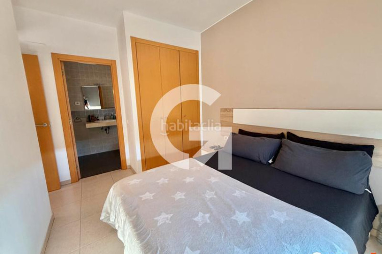 Piso impecable piso con balcon en Torre - Sana Terrassa