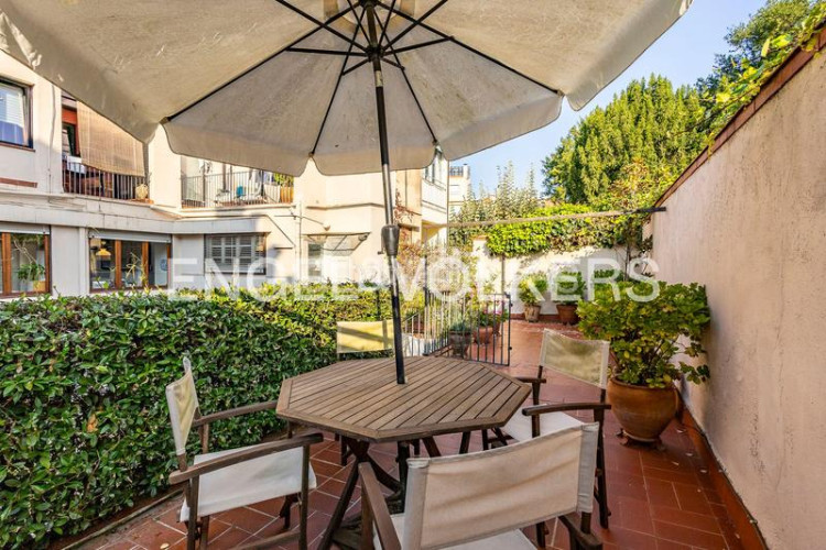 Apartamento vive en el corazón con historia, estilo y todo el confort actual en Terrassa