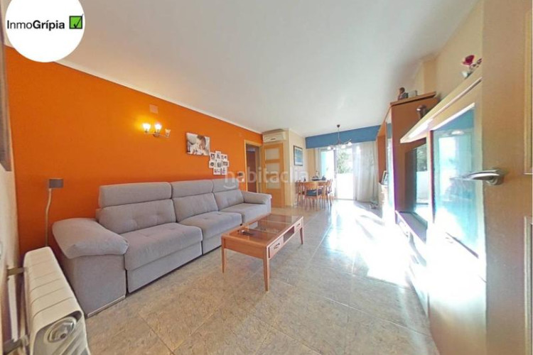Piso  en venta en les arenescan montllorla grípia08227 en Terrassa