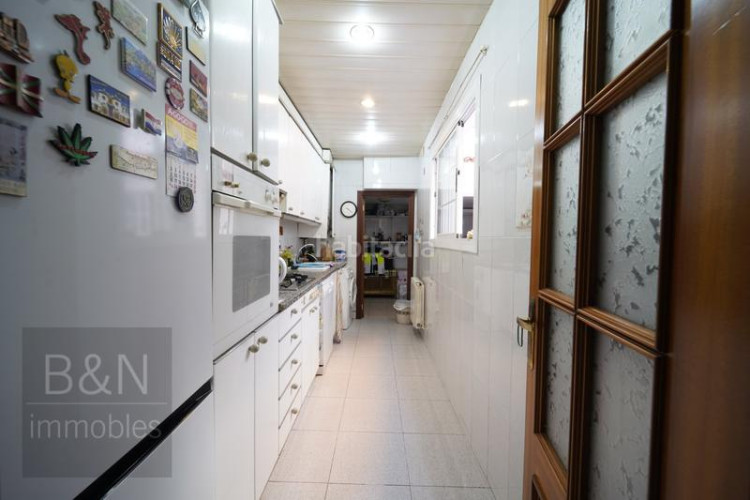 Piso una planta baja exclusiva, sin complicaciones, con espacios exteriores y mucho potencial. lista para empezar tu nueva vida. en Terrassa