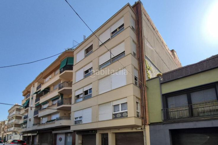 Piso al carrer nicolau tallo molt a prop de la plaça del progres i rambla en Terrassa