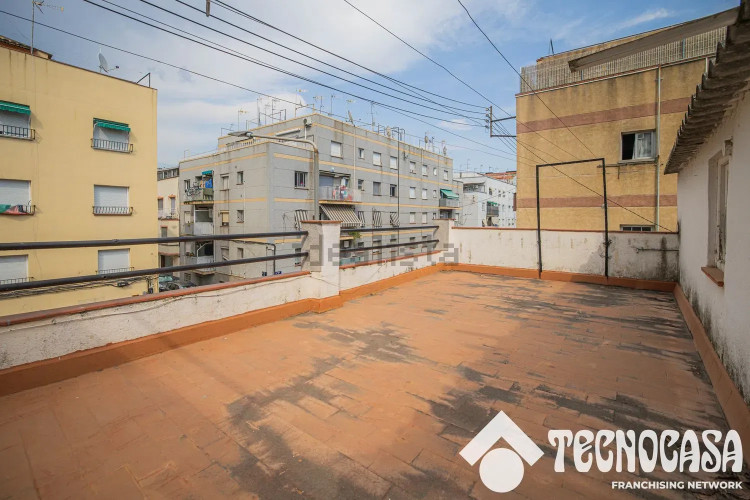 Chalet adosado en calle Renaixement