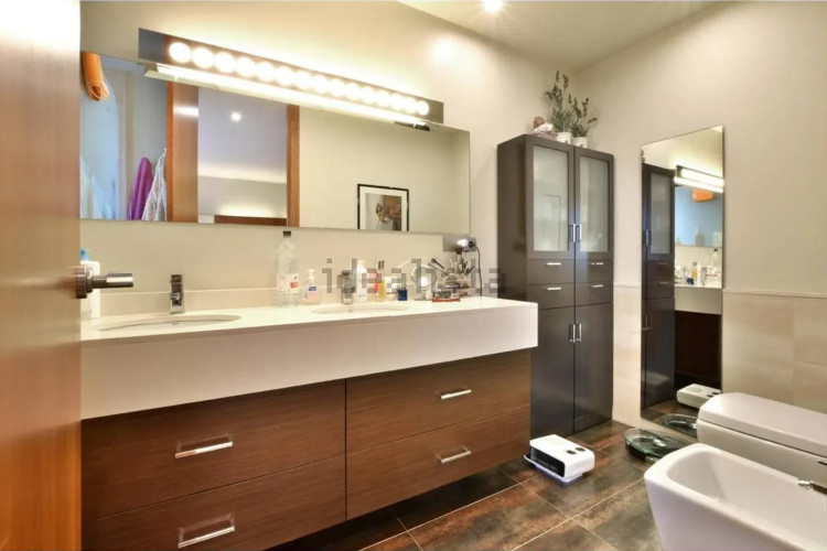 Chalet en calle de la Poetessa Caparà