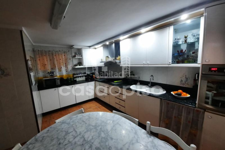 Casa adosada chalet independiente en Les Martines en Terrassa
