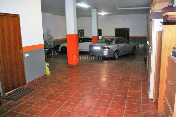 Casa gran casa cantonera en Ca n'Aurell Terrassa