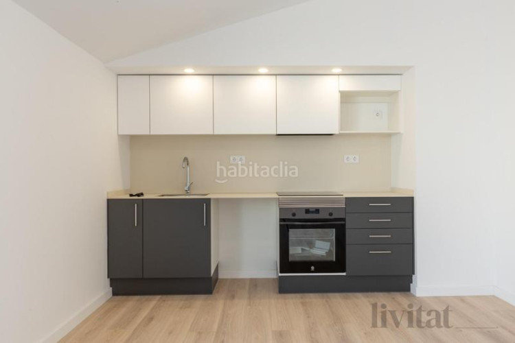 Dúplex en calle transversal 181 en San Pere Terrassa