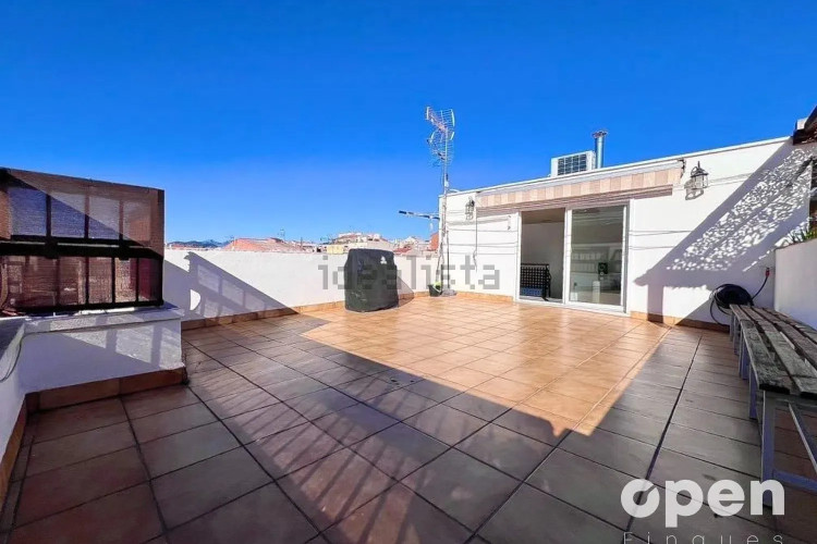 Dúplex en calle de Frederic Mistral