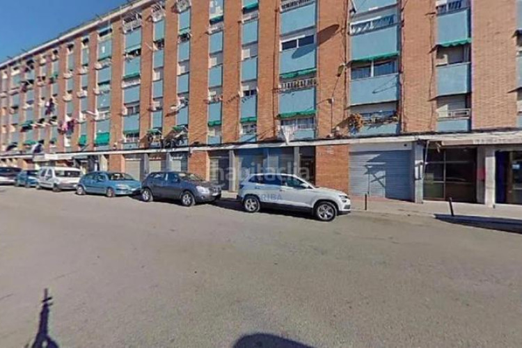 Piso inmueble ilegalmente okupado situado en la calle europa 4, esc. c, 52, , barcelona en Terrassa