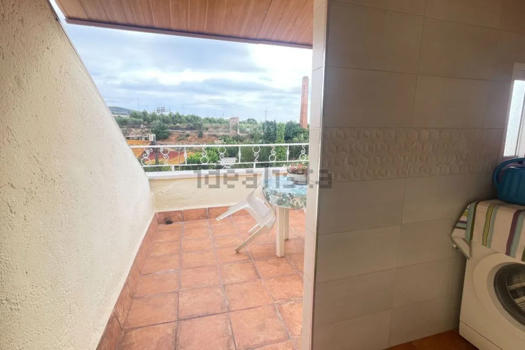 Casa independiente en carretera de Rellinars