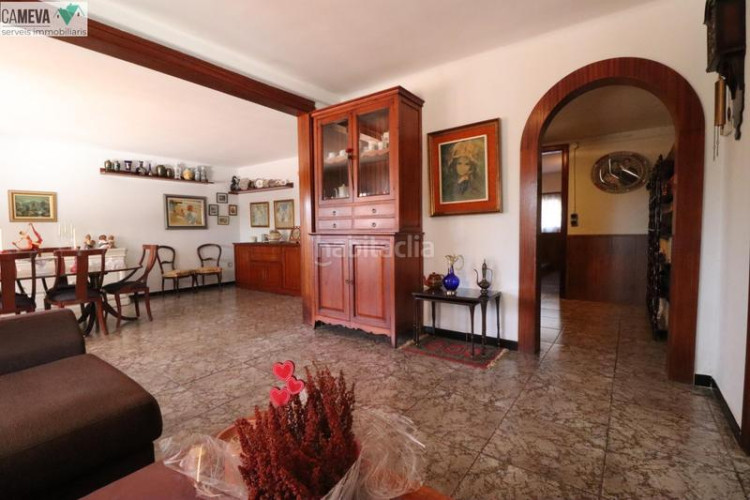 Casa única e impresionante finca a 4 vientos con piscina y jardin en Terrassa