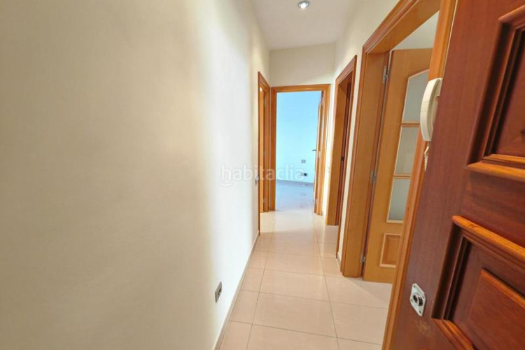 Casa  ideal para dos familias con gran patio y terraza en la gripia en Terrassa