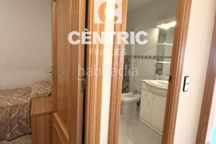 Dúplex ático dúplex en venta con 4 habitaciones estudio en Terrassa