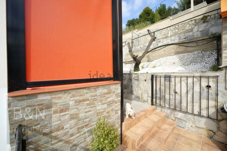 Casa independiente en Barrio Les Martines